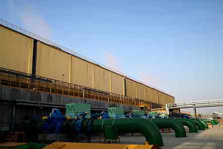 KPS系列单级双吸离心泵在河南心连心化学工业集团股份有限公司使用现场